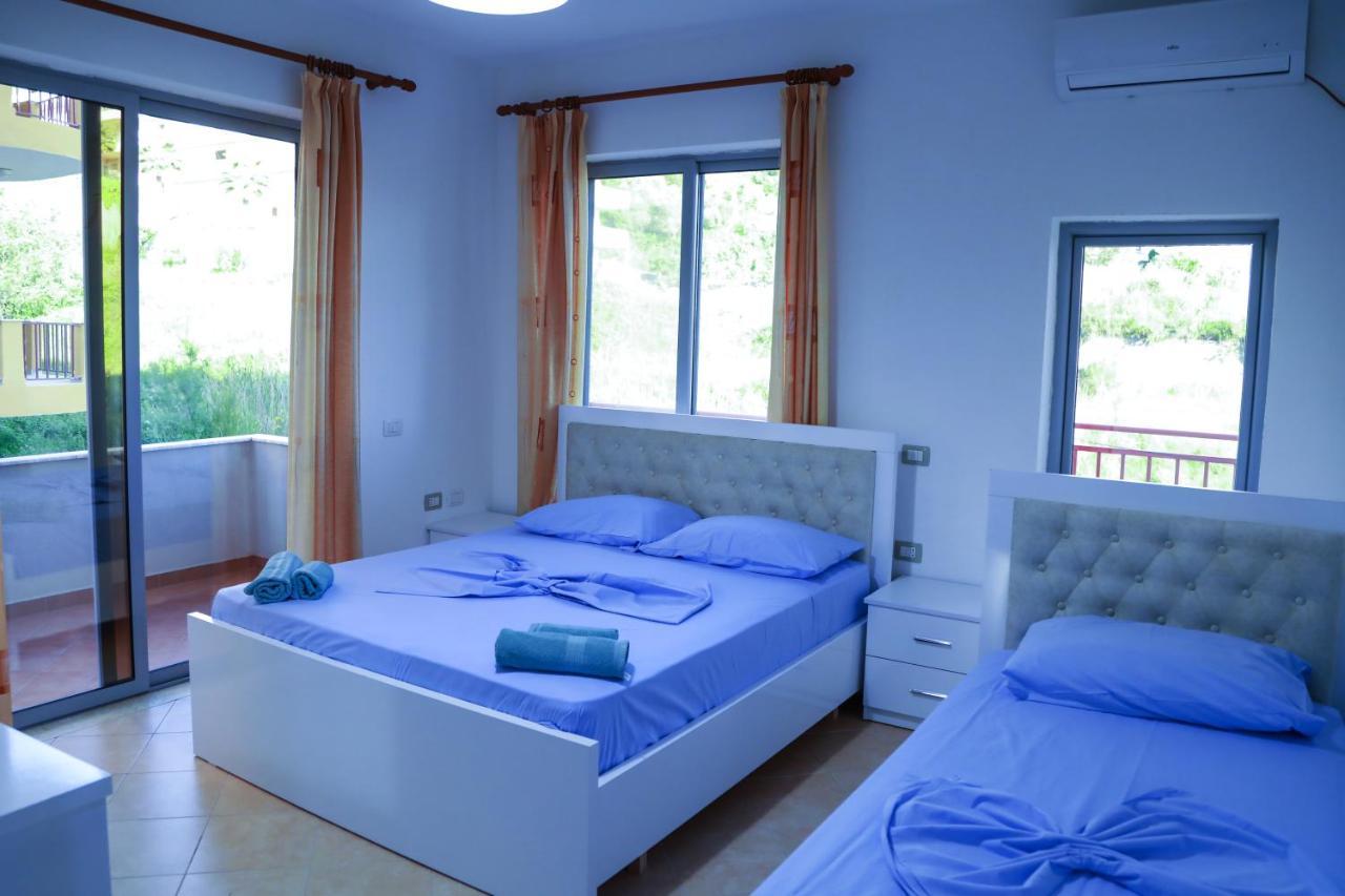 Hotel Vila Namiku Durrës Exteriér fotografie